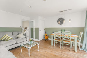 Peacocks Close Middleton Cheney